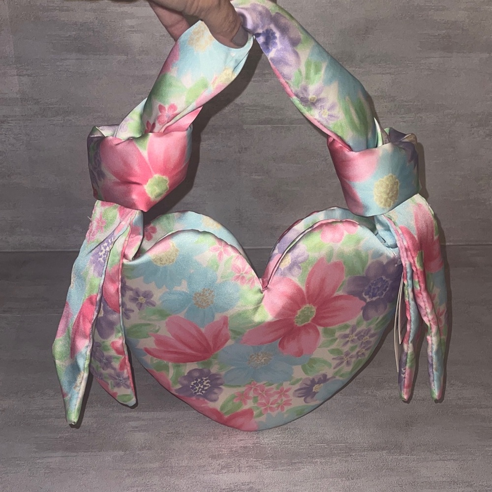 Madden Girl Floral Heart-Shaped hobo purse- Alove- NWT - Picture 5 of 9